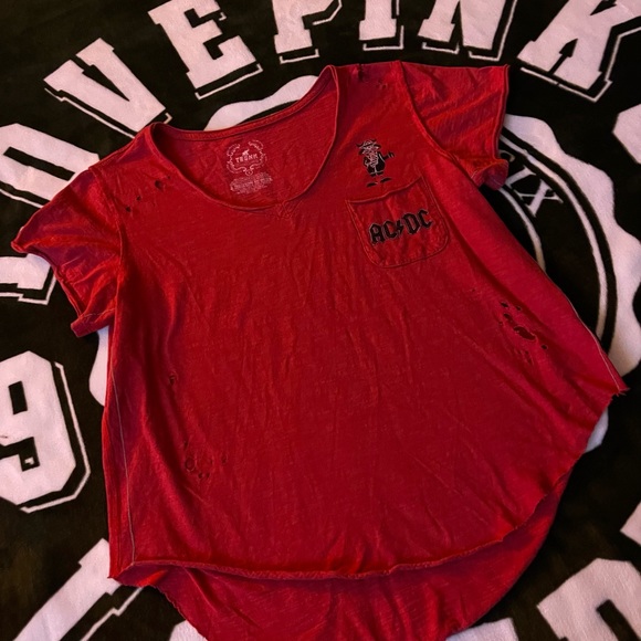 Trunk LTD AC/DC Distressed Shirt😎♥️ - Picture 2 of 8